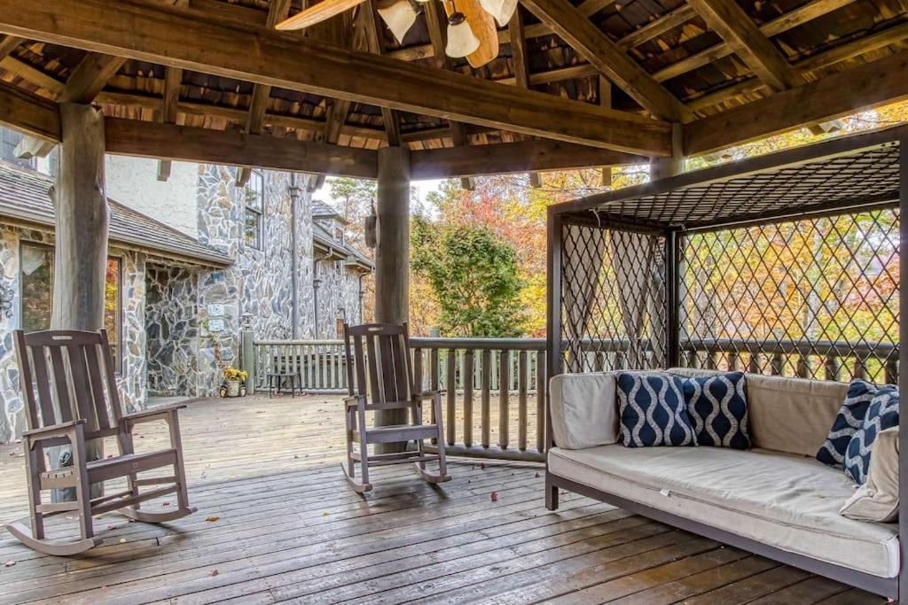 Вилла Mountain Bliss: Estate W/ Views~Firepit~Hot Tub~Gburg 5Min~3 Pools Гатлинбург Экстерьер фото